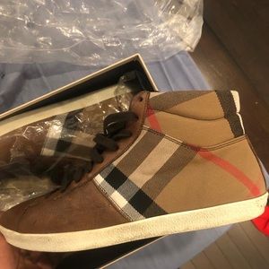 Burberry Vintage Check Hi Top Sneaker